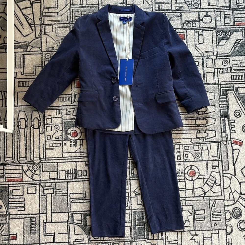 Maisonette Maison Me navy blue boys suit 4T - NWT